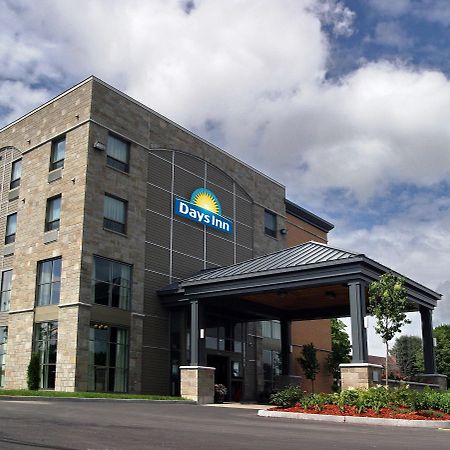 Days Inn By Wyndham Lévis Εξωτερικό φωτογραφία