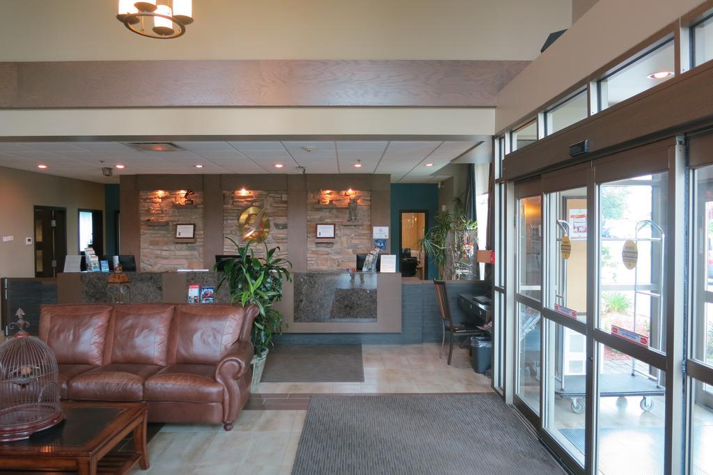 Days Inn By Wyndham Lévis Εξωτερικό φωτογραφία