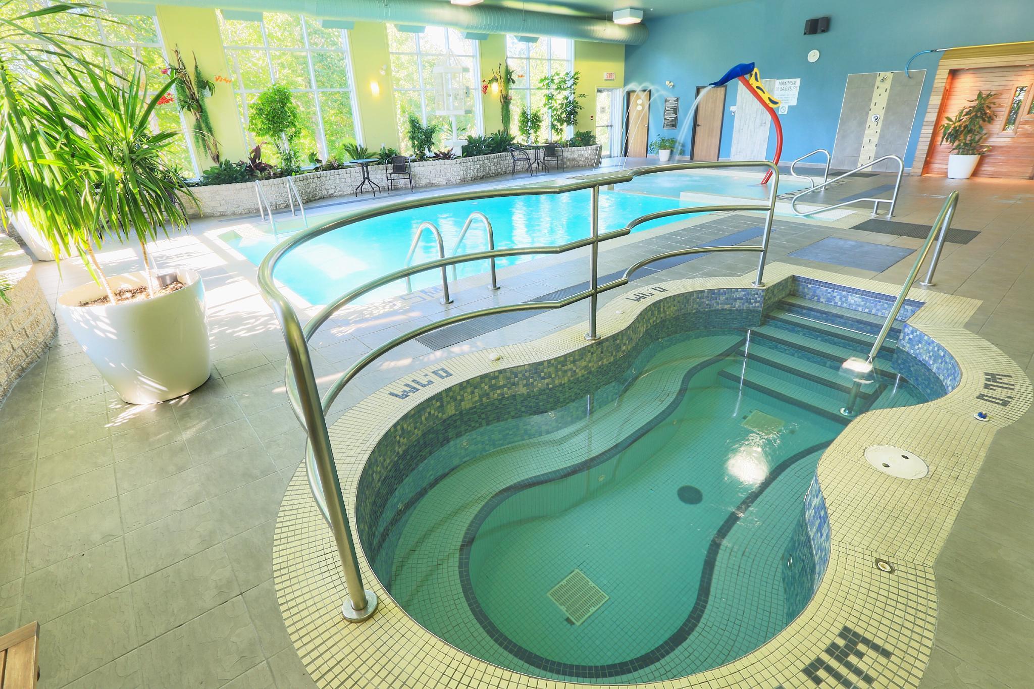 Days Inn By Wyndham Lévis Εξωτερικό φωτογραφία